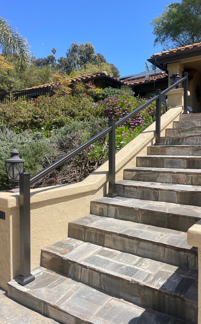 About West Coast Aluminum Railing 2 Escondido Railing2 | West Coast Aluminum Railing Systems