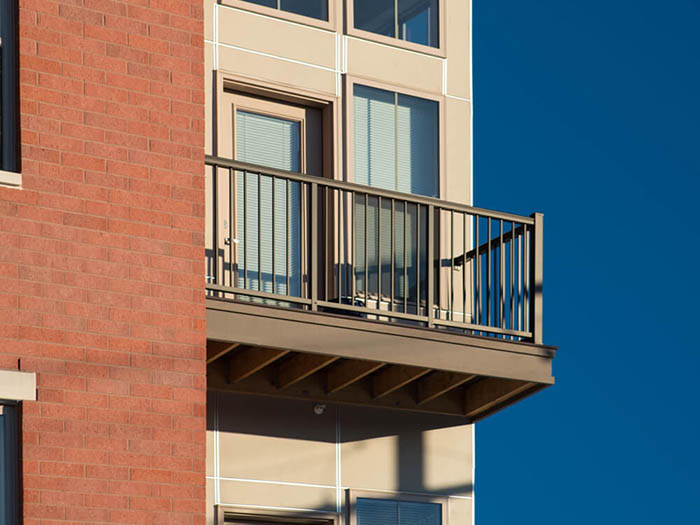 JunctionExterior 5 1 | West Coast Aluminum Railing Systems